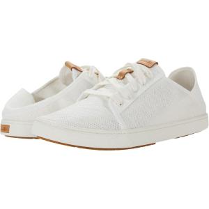 OLUKAI Ho’opio Hau Women’s Beach Sandals, Quick-Dry Flip-Flop Slides, Water Resistant Suede Lining & Wet Grip Soles, Soft Comfort Fit & Arch Support(White/White)